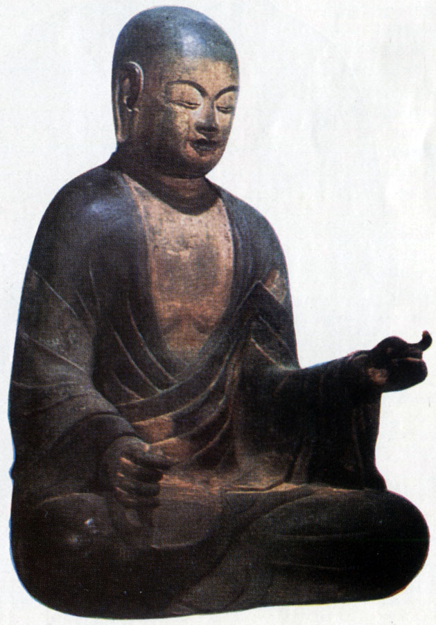 Статуя Хатимана в одеянии буддийского священника