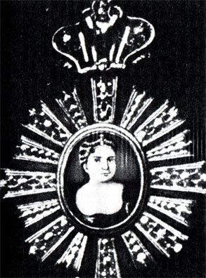 Епископская панагия с изображением Анны Иоанновны