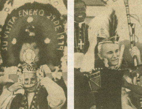 И в Мексике и в Заире Иоанн Павел II позировал в национальных костюмах