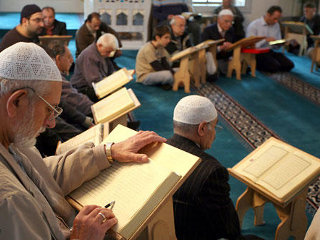 Центры подготовки по специальности 'исламская теология' откроются в университетах Тюбингена, Мюнстера и Оснабрюка
