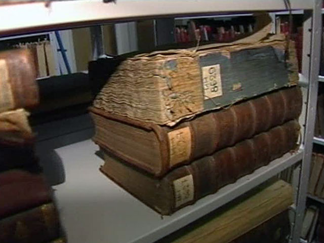В фондах библиотеки Музея истории религии хранится около 200 тысяч раритетов