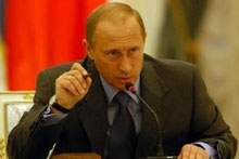 Владимир Путин: Государство должно защищать верующих от кощунств и провокаций
