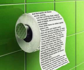 Финская компания случайно выпустила туалетную бумагу с цитатами из Библии