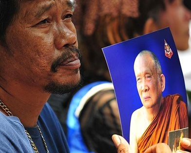 Буддисты Таиланда прощаются с Верховным Патриархом, умершим в 100 лет