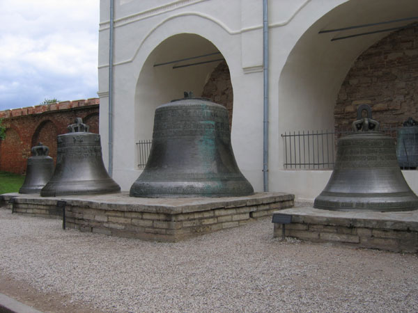 Древние колокола Новгородского кремля зазвонили впервые с 1929 года