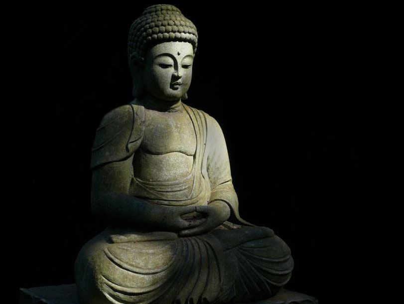 Каменная статуя Будды. Gideon Chilton/Flickr.com