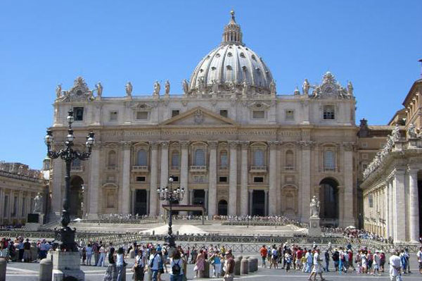 Ватикан, Италия