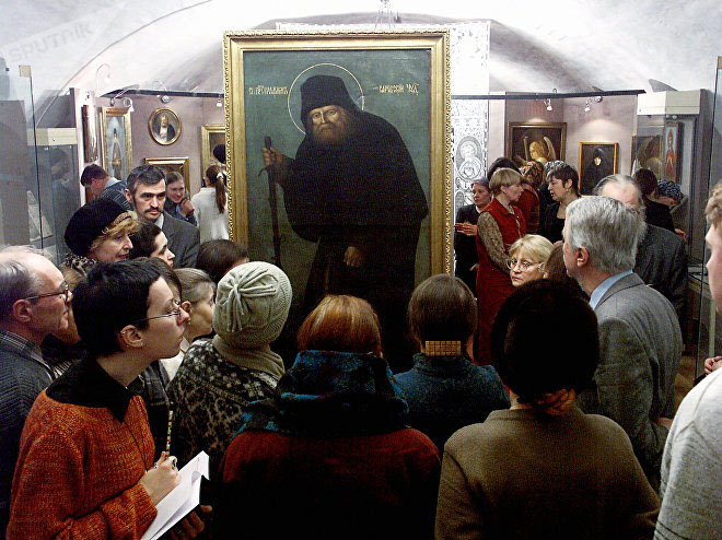 На выставке 'Преподобный Серафим Саровский' в Москве