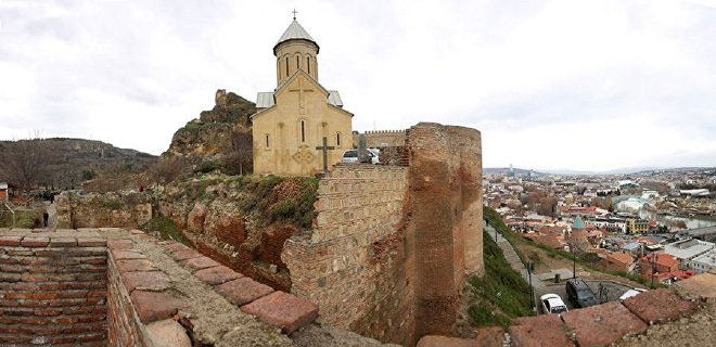 Церковь святого Николая в крепости Нарикала в Тбилиси