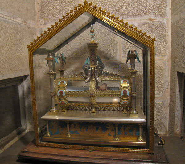 Реликварий с большой берцовой костью Марии Магдалины