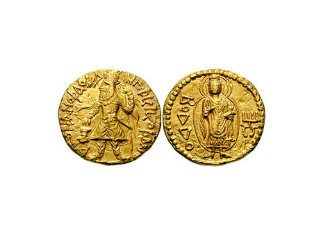 Монета Канишки I — на одной стороне изображен сам император, на другой — Будда с надписью BODDO на греческом