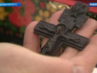Семь позолоченных крестов установили на храме в Ярославской области
